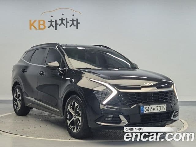 Kia Sportage 2022 — Фото 2/20
