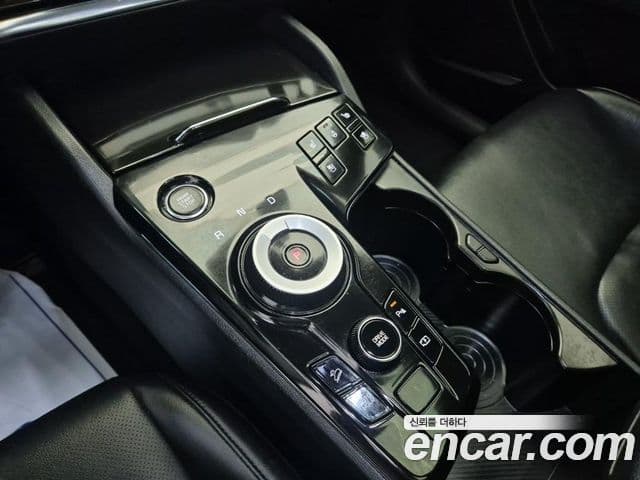 Kia Sportage 2022 — Фото 12/20