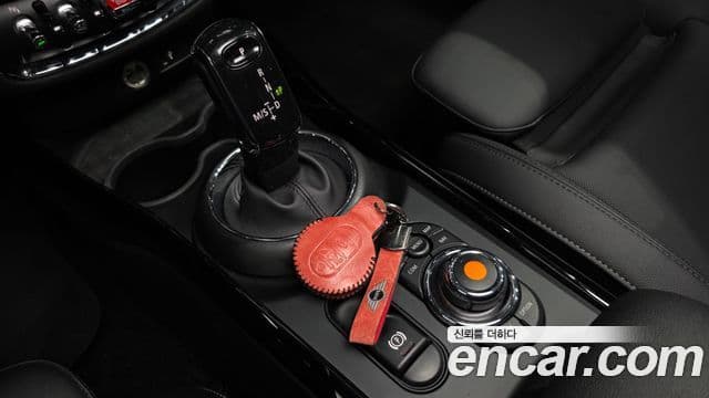 Mini Cooper Clubman 2020 — Şəkil 9/20