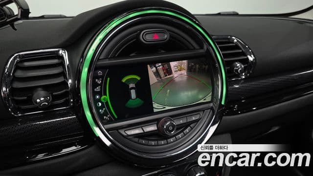 Mini Cooper Clubman 2020 — Şəkil 16/20