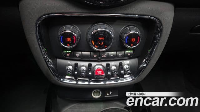 Mini Cooper Clubman 2020 — Şəkil 17/20