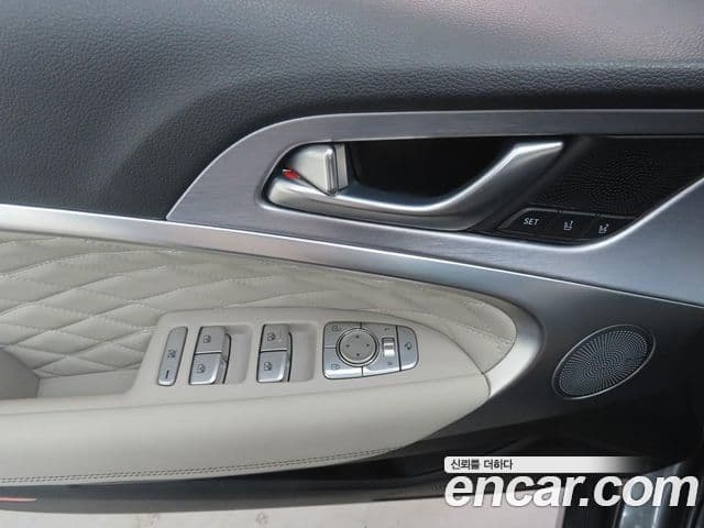 Genesis G70 2020 — фото 7 из 20
