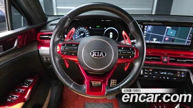 Kia K5 2021 — ფოტო 12/20