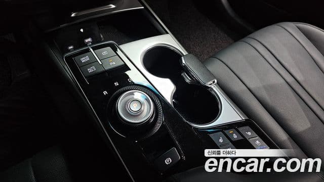 Kia K8 2024 — Şəkil 9/20