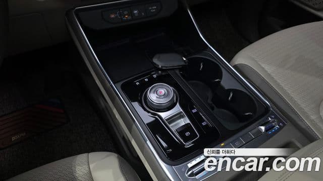 Kia Carnival 2024 — ფოტო 9/20