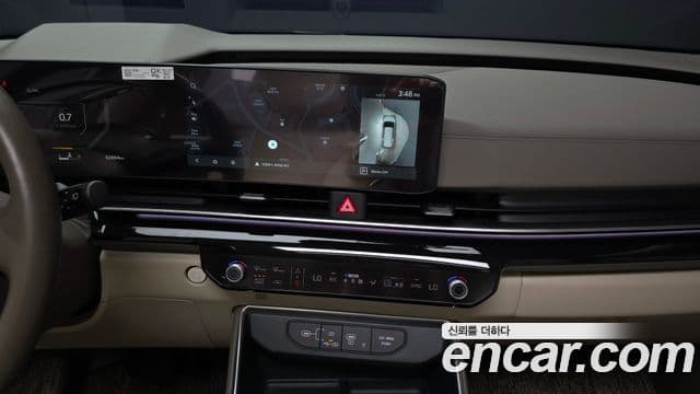 Kia Carnival 2024 — ფოტო 14/20