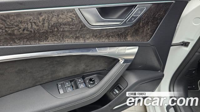 Audi A7 2021 — Şəkil 28/35