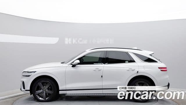 Genesis GV70 2024 — Şəkil 1/20