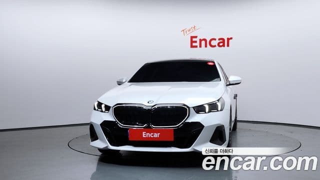 BMW 5 Series 2025 — ფოტო 3/20