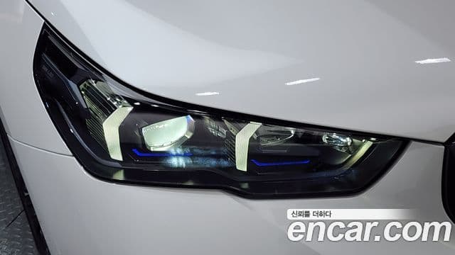 BMW 5 Series 2025 — Photo 21/34