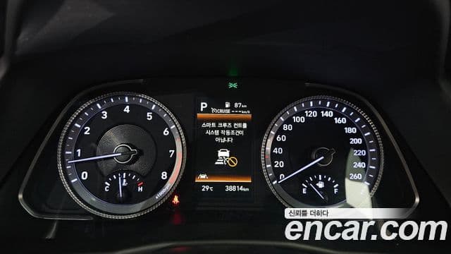 Hyundai Sonata 2022 — ფოტო 8/20