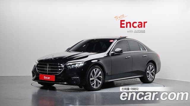 Mercedes-Benz E-Class 2025 — ფოტო 1/20