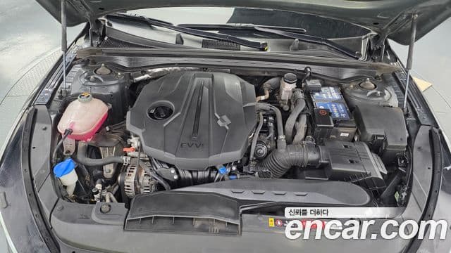 Kia K5 2021 — ფოტო 6/20