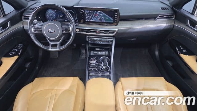 Kia K5 2021 — ფოტო 7/20