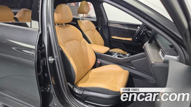 Kia K5 2021 — ფოტო 12/20