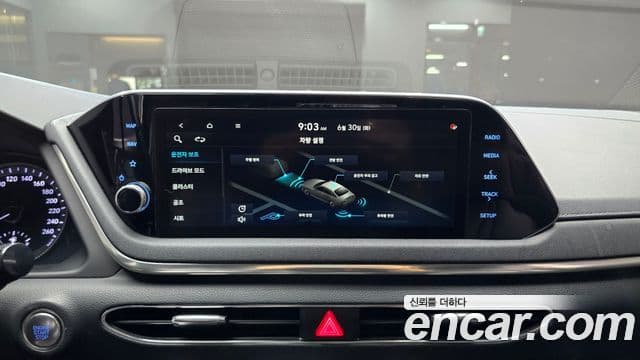 Hyundai Sonata Hybrid 2021 — Photo 11/30