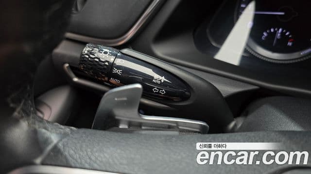 Hyundai Sonata Hybrid 2021 — Photo 27/30
