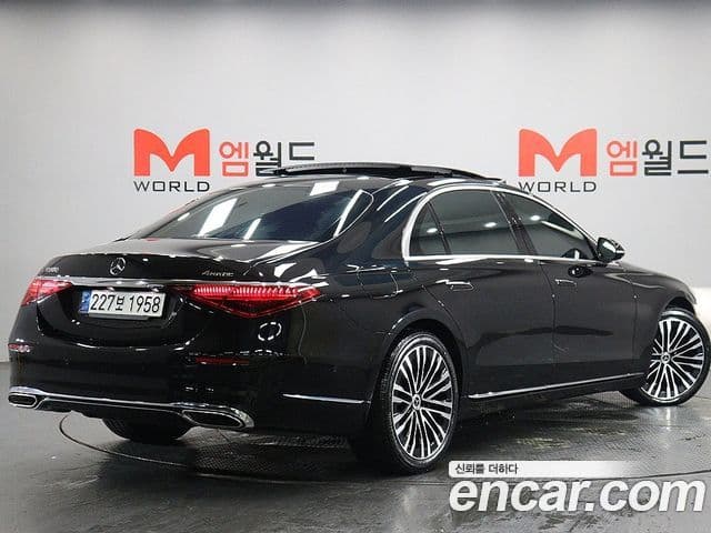 Mercedes-Benz S-Class 2023 — Фото 2/20