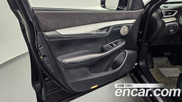 Infiniti QX50 2019 — Şəkil 22/34