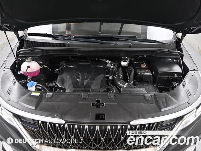 Kia Carnival 2022 — ფოტო 5/20