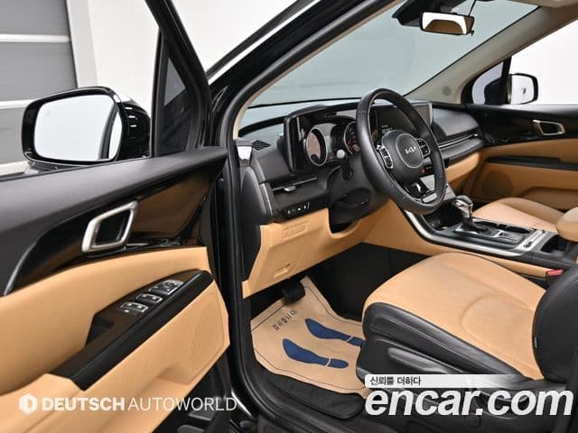 Kia Carnival 2022 — ფოტო 10/20
