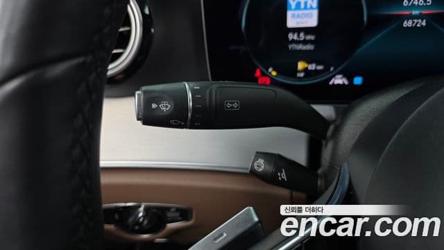 Mercedes-Benz E-Class 2020 — Şəkil 17/20