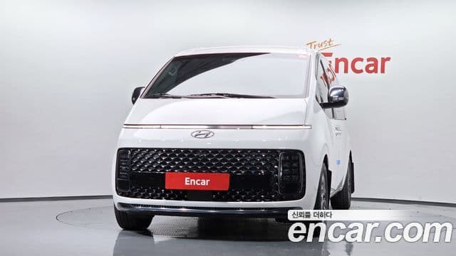 Hyundai Staria 2024 — ფოტო 3/20