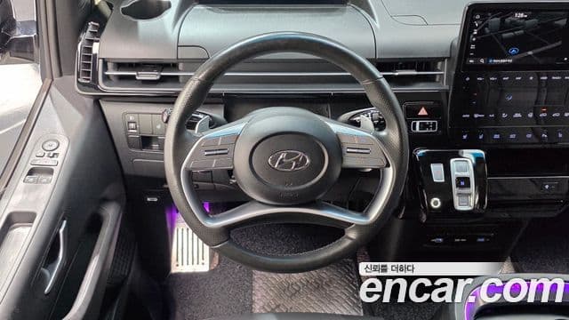 Hyundai Staria 2024 — ფოტო 13/20