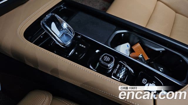 Volvo S90 2021 — Şəkil 9/20
