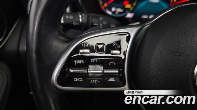 Mercedes-Benz GLC-Class 2022 — Фото 17/20
