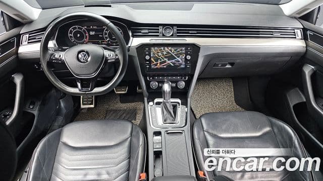 Volkswagen Arteon 2019 — ფოტო 7/20