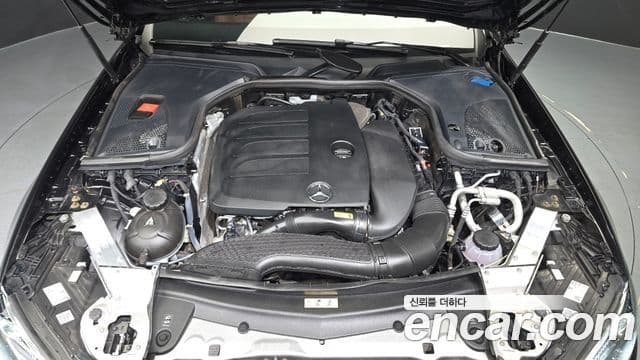 Mercedes-Benz E-Class 2021 — Фото 6/20