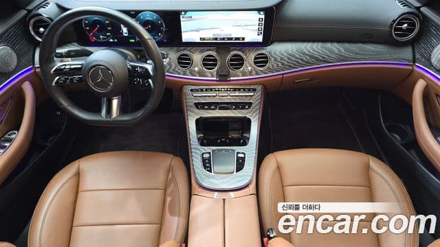 Mercedes-Benz E-Class 2021 — Фото 7/20