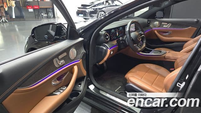 Mercedes-Benz E-Class 2021 — Фото 10/20