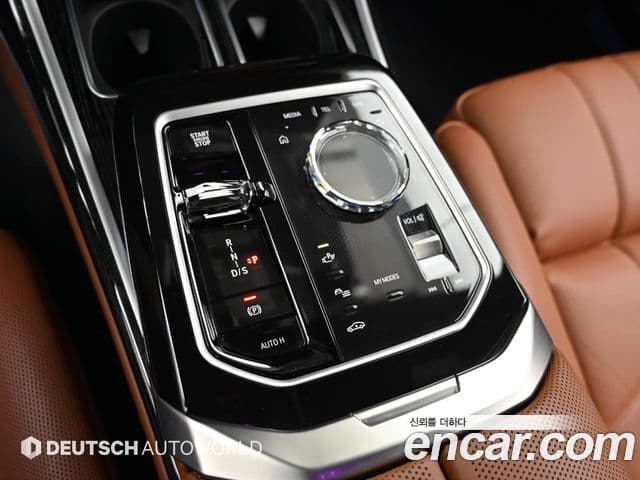 BMW 7 Series 2025 — Photo 10/20