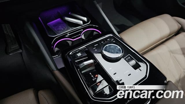 BMW 5 Series 2025 — ფოტო 9/20