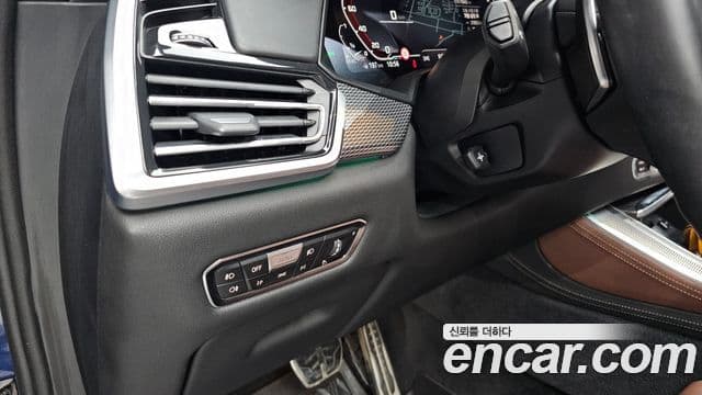 BMW X5 2019 — Photo 4/34
