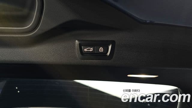 BMW X5 2019 — Photo 25/34