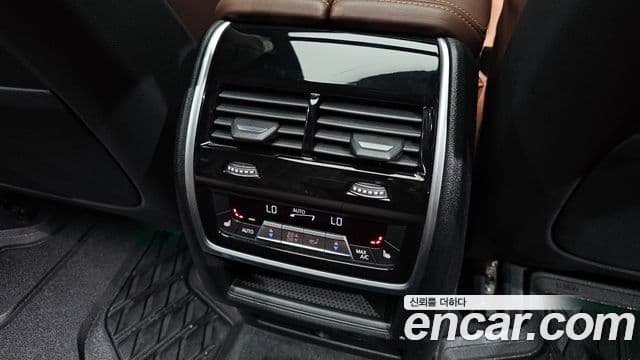 BMW X5 2019 — Photo 1/34