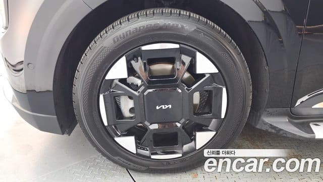 Kia Carnival 2024 — ფოტო 5/20