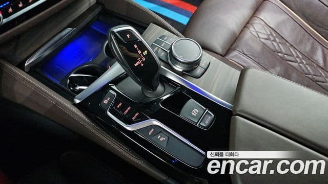 BMW 5 Series 2020 — ფოტო 9/20