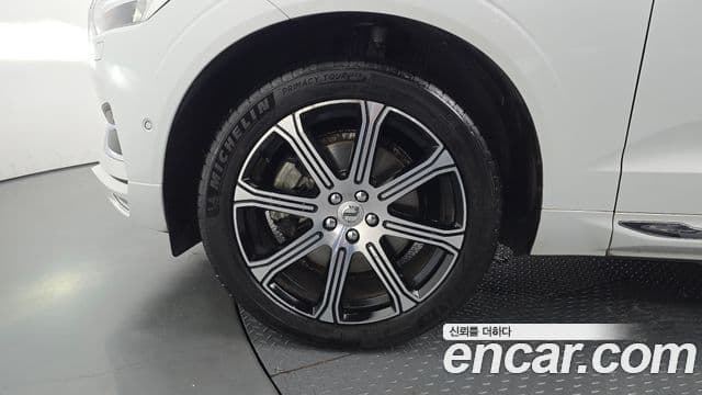 Volvo XC60 2021 — фото 5 из 20