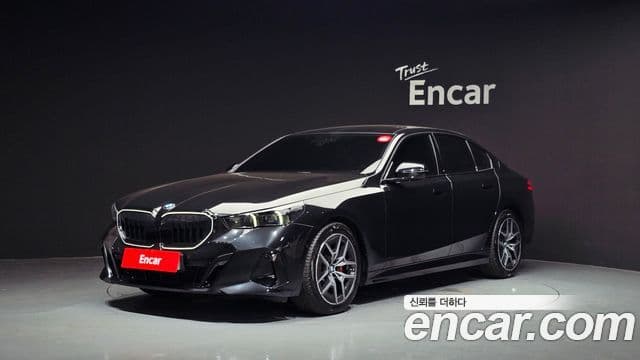 BMW 5 Series 2025 — ფოტო 1/20