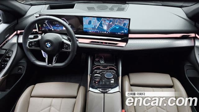 BMW 5 Series 2025 — ფოტო 7/20