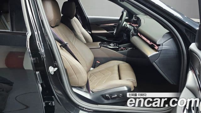 BMW 5 Series 2025 — ფოტო 12/20