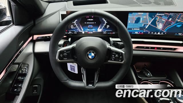 BMW 5 Series 2025 — ფოტო 13/20