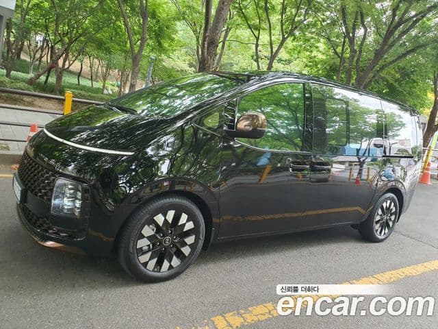Hyundai Staria 2025 — Şəkil 5/16