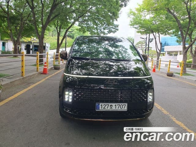 Hyundai Staria 2025 — Şəkil 15/16