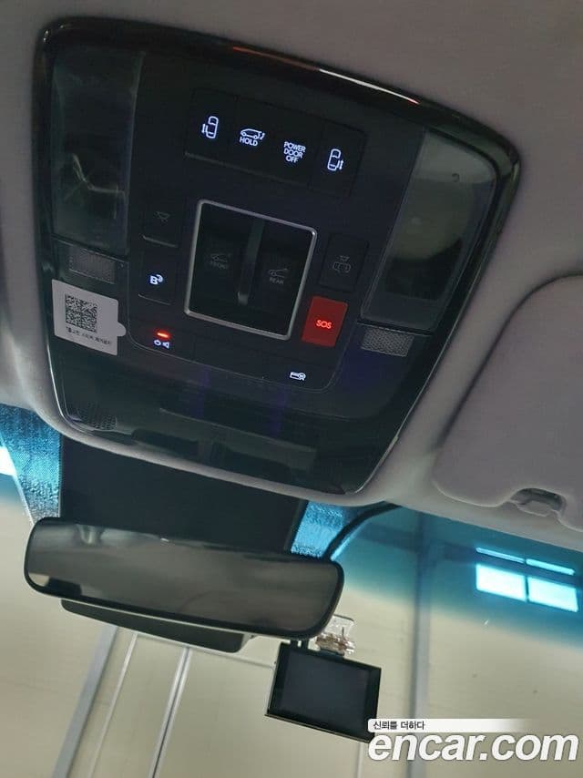 Hyundai Staria 2025 — Şəkil 13/16