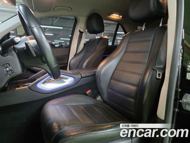 Mercedes-Benz GLE-Class 2019 — Şəkil 7/20